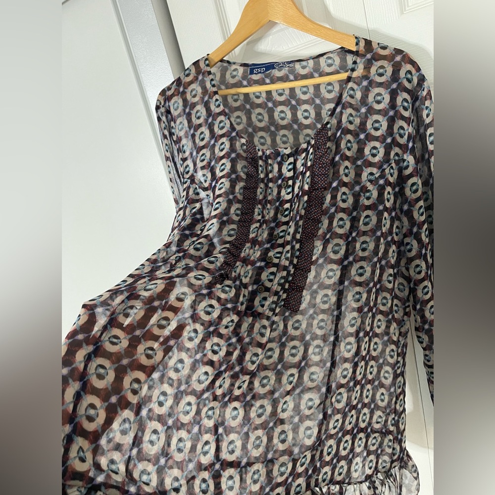 See through thin Blouse button down, long sleeve Plus size 2XXL cover up - Picture 4 of 5